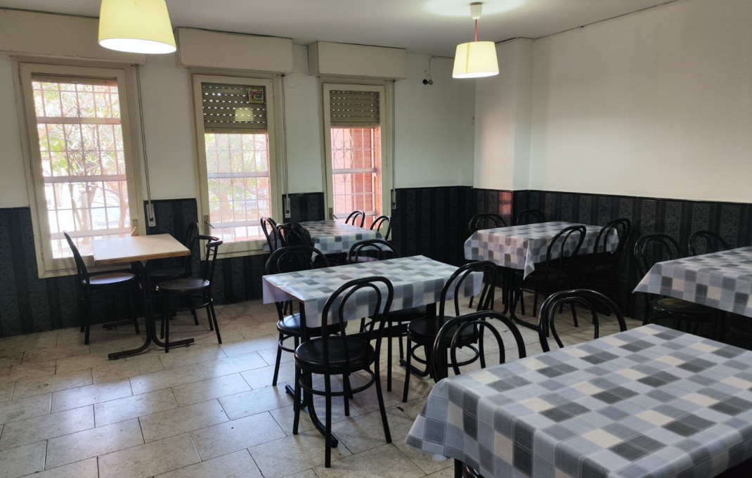 Traspaso - Bar Restaurante -
Barcelona - Sant Andreu