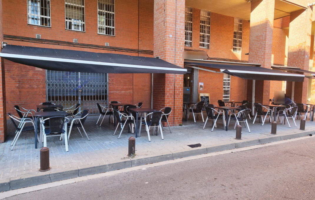 Traspaso - Bar Restaurante -
Barcelona - Sant Andreu