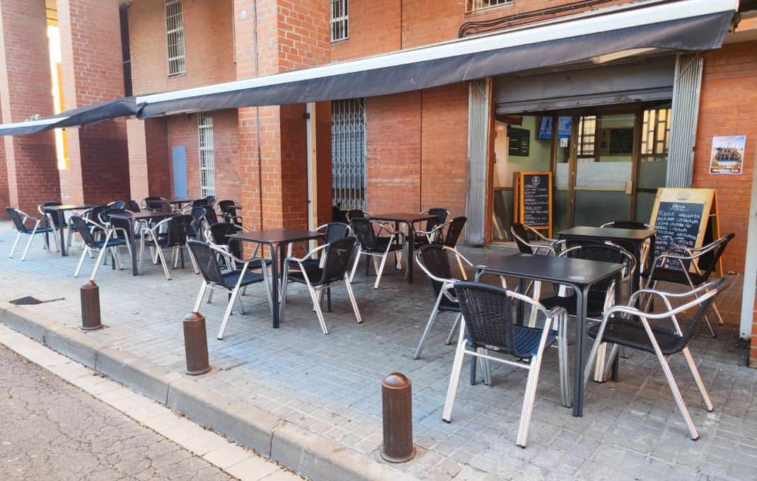 Traspaso - Bar Restaurante -
Barcelona - Sant Andreu