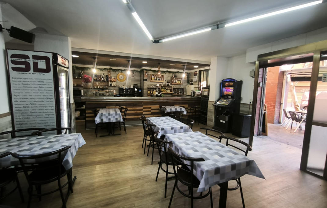 Traspaso - Bar Restaurante -
Barcelona - Sant Andreu