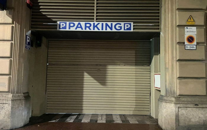 Venta - Parking -
Barcelona - Eixample Derecho