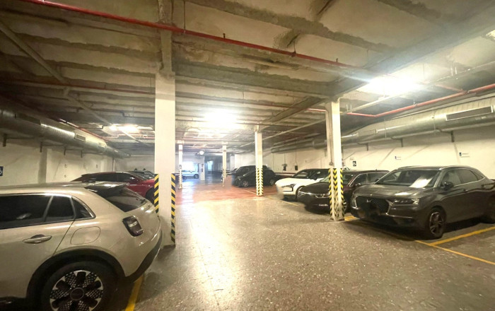 Venta - Parking -
Barcelona - Eixample Derecho
