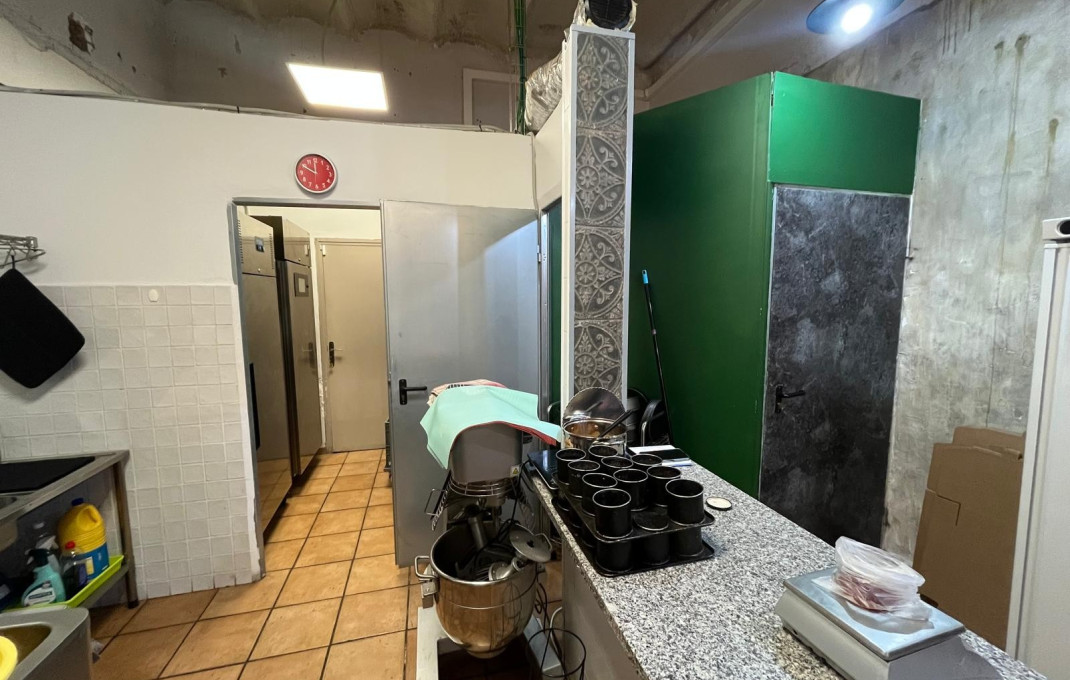 Traspaso - Take Away -
Barcelona - Eixample Derecho