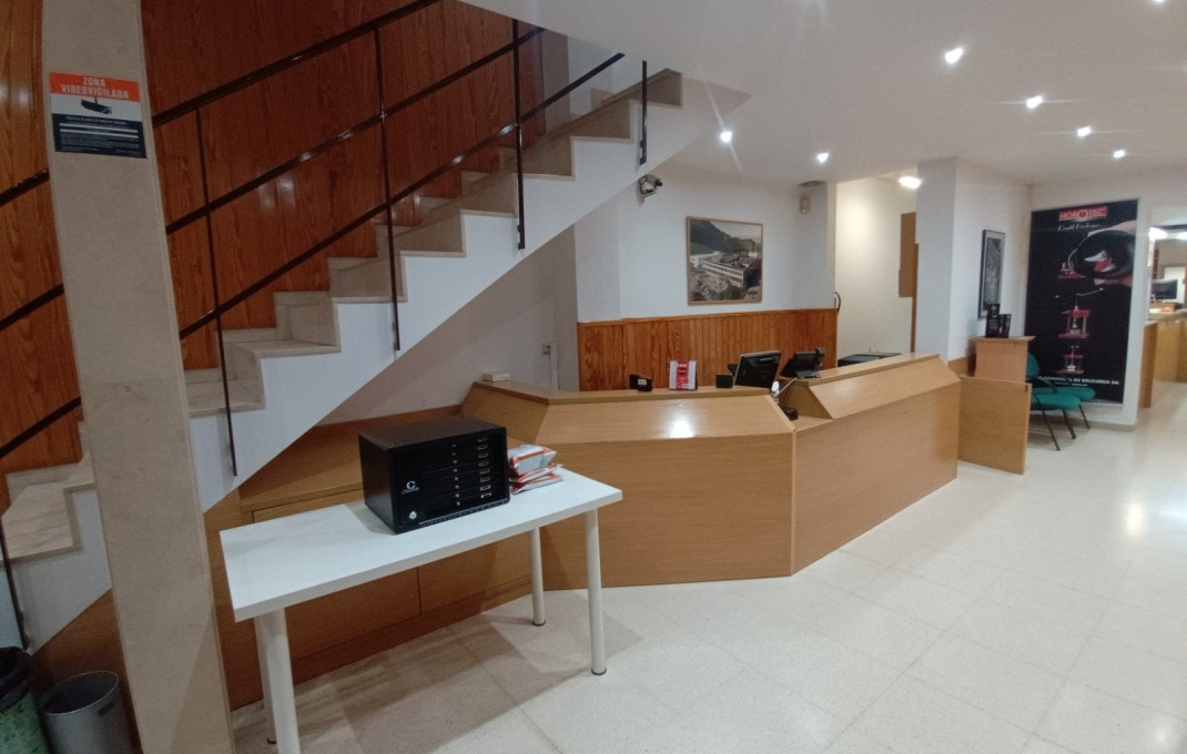 Venta - Local comercial -
Barcelona - Ciutat Vella
