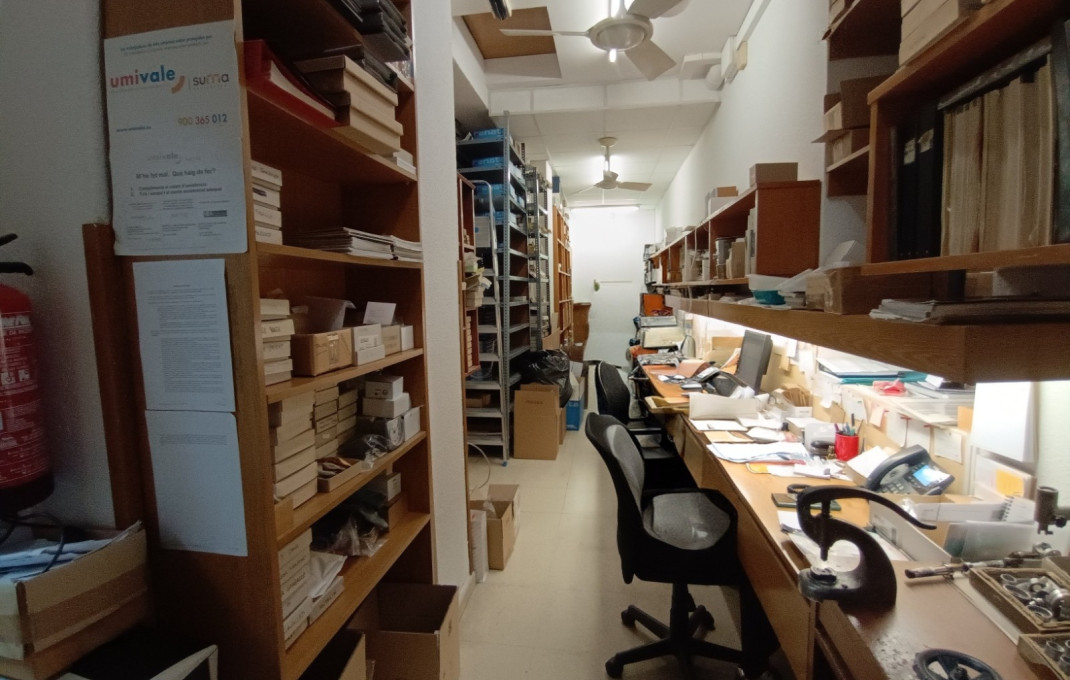 Venta - Local comercial -
Barcelona - Ciutat Vella