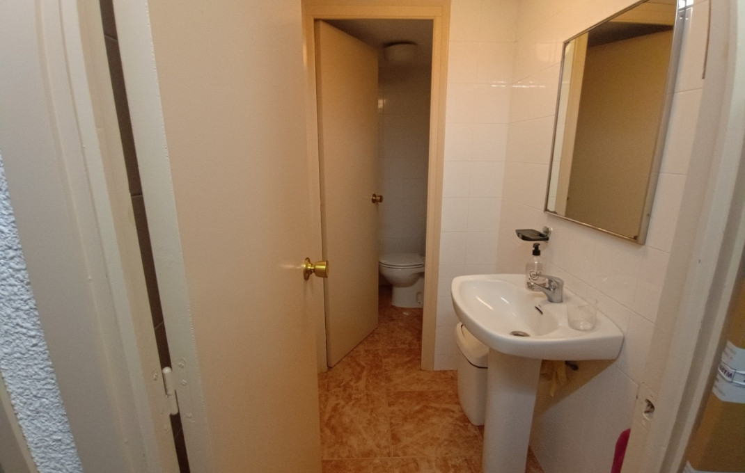 Venta - Local comercial -
Barcelona - Ciutat Vella