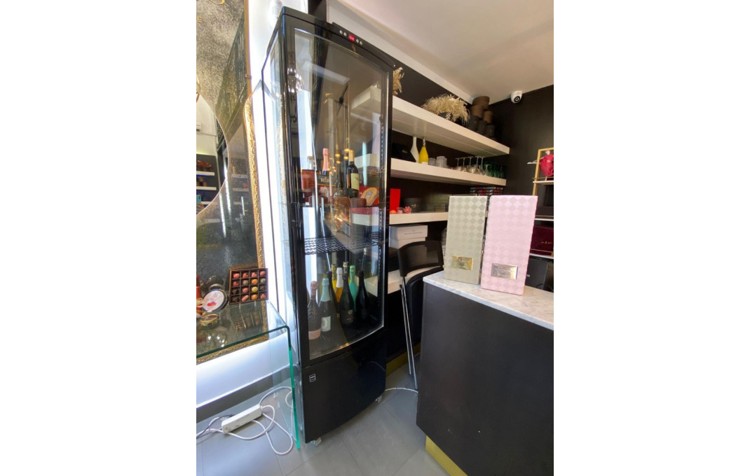 Traspaso - Tiendas -
Barcelona - Eixample