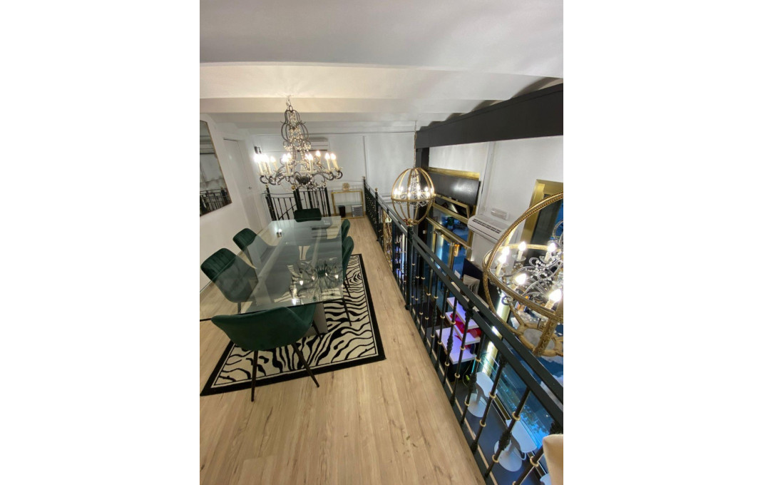 Traspaso - Tiendas -
Barcelona - Eixample