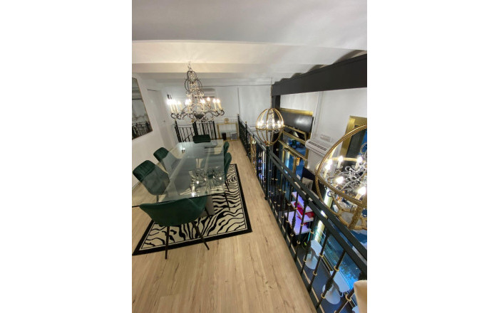 Traspaso - Tiendas -
Barcelona - Eixample