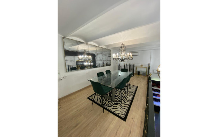 Traspaso - Tiendas -
Barcelona - Eixample