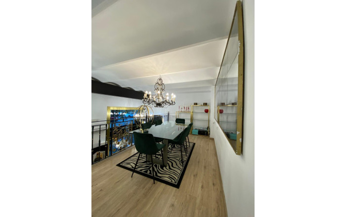 Traspaso - Tiendas -
Barcelona - Eixample