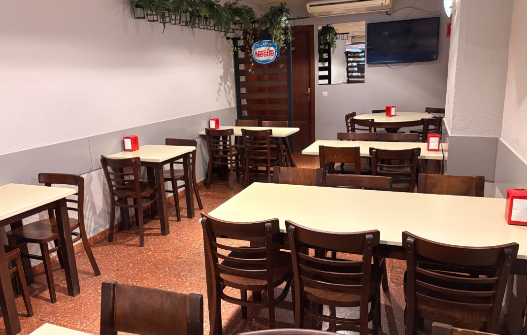 Traspaso - Bar Restaurante -
Sant Just Desvern - Centre