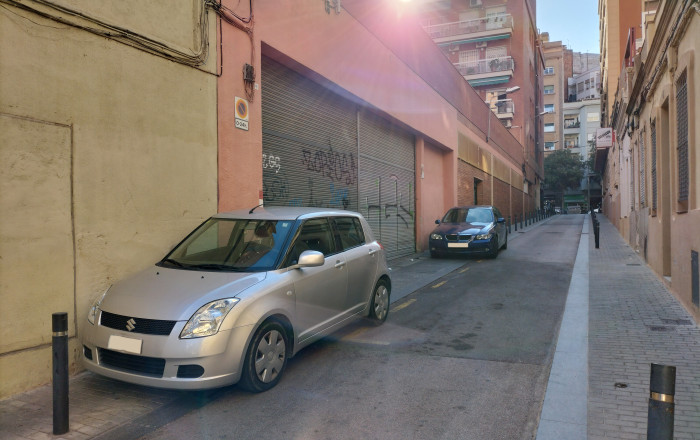 Vente rentable - Parada de mercado -
Barcelona - Camp De L´arpa