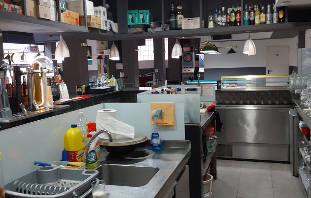 Traspaso - Bar-Cafeteria -
Terrassa