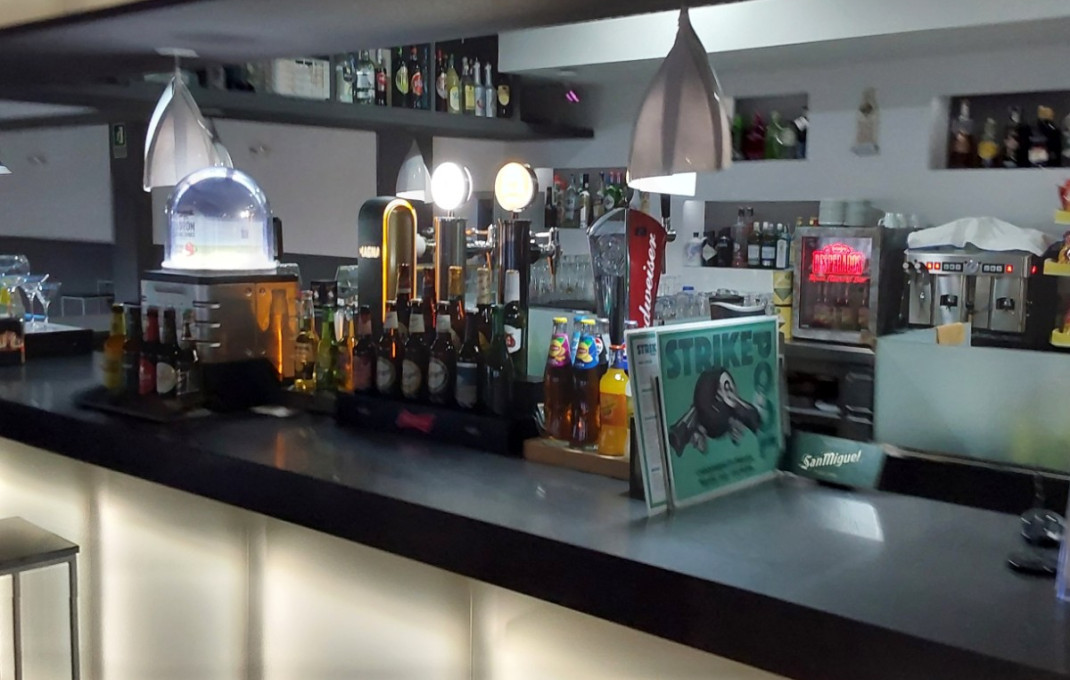 Traspaso - Bar-Cafeteria -
Terrassa