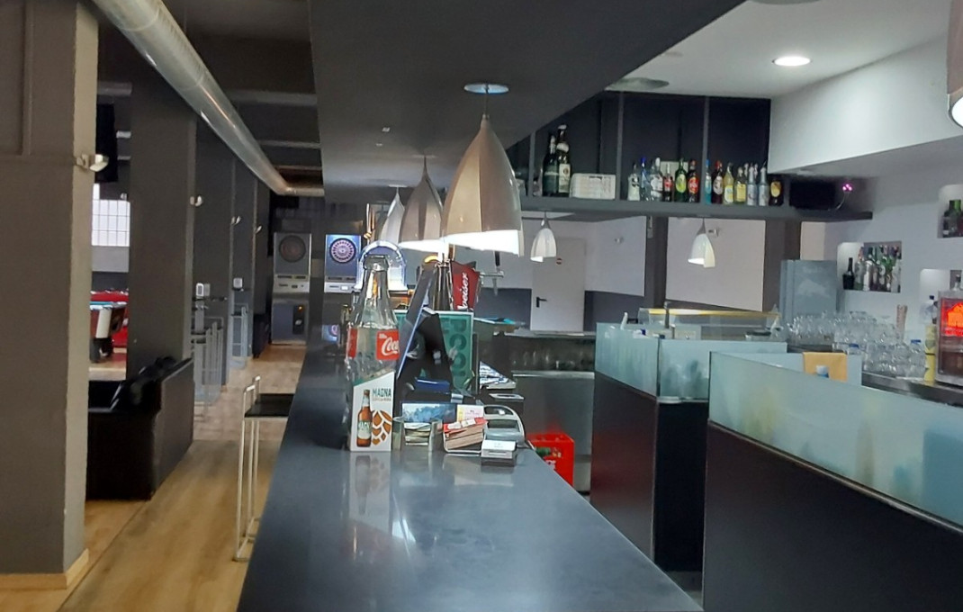 Traspaso - Bar-Cafeteria -
Terrassa