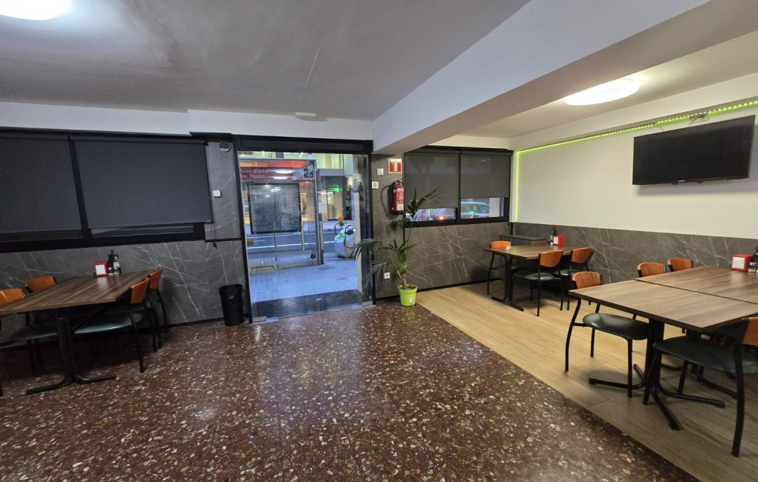 Traspaso - Bar Restaurante -
Barcelona - Eixample