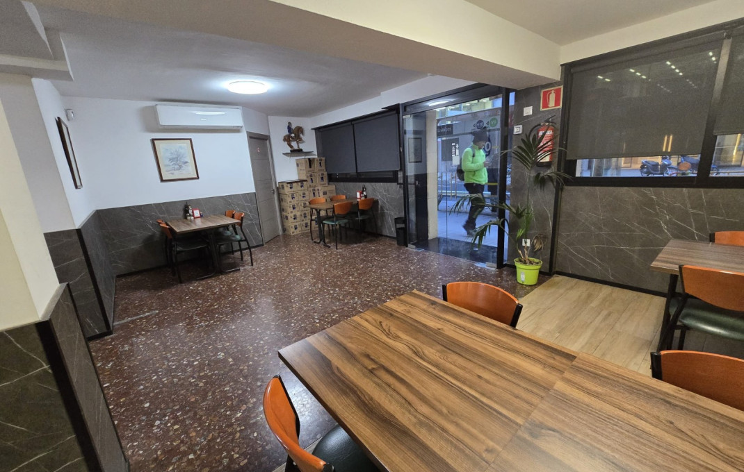 Traspaso - Bar Restaurante -
Barcelona - Eixample