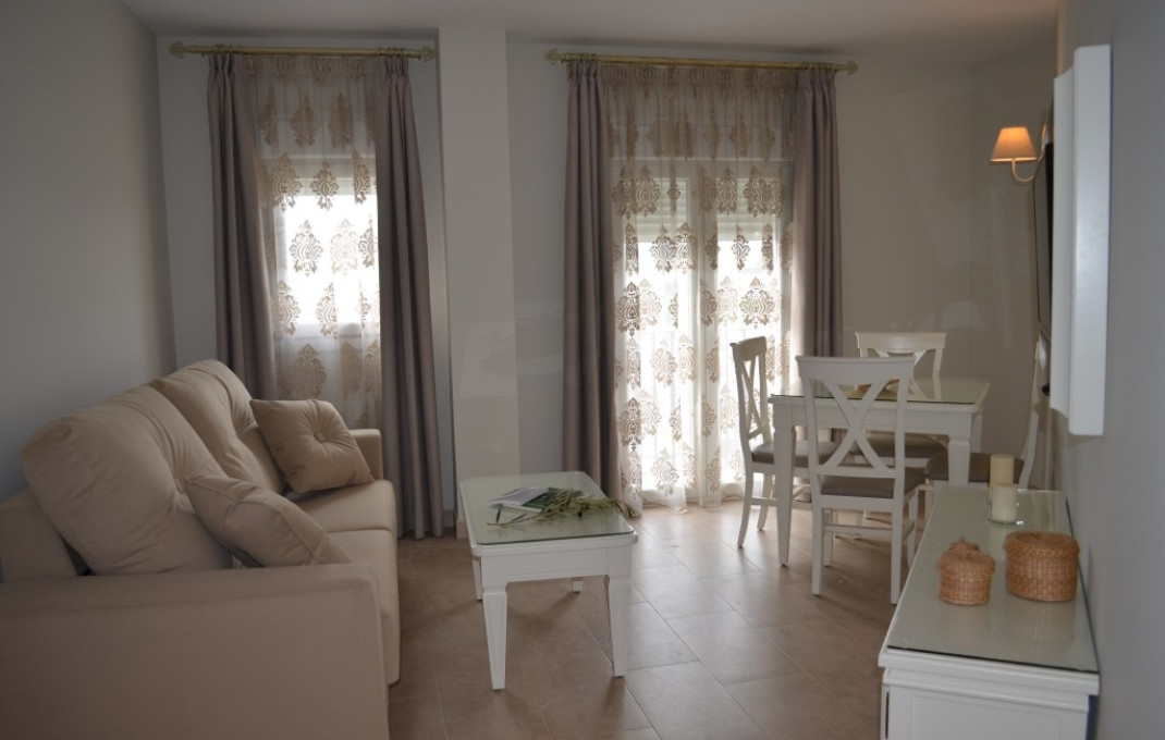 Venta - Apartamentos Turísticos -
Sevilla - Camas
