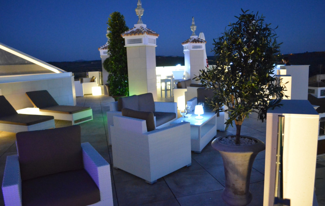 Venta - Apartamentos Turísticos -
Sevilla - Camas