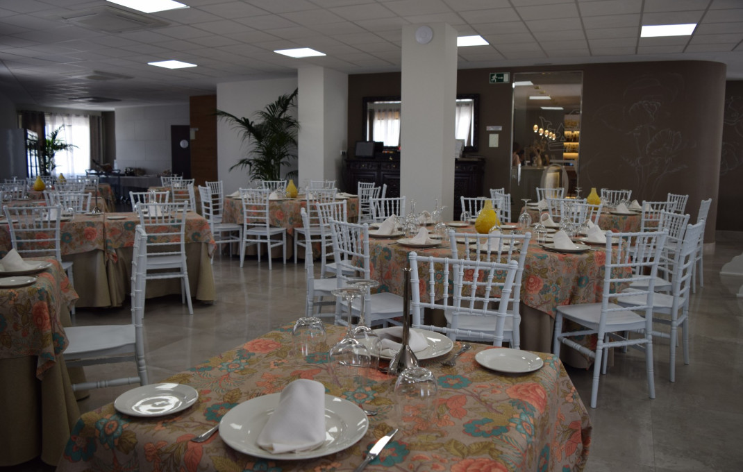 Venta - Apartamentos Turísticos -
Sevilla - Camas