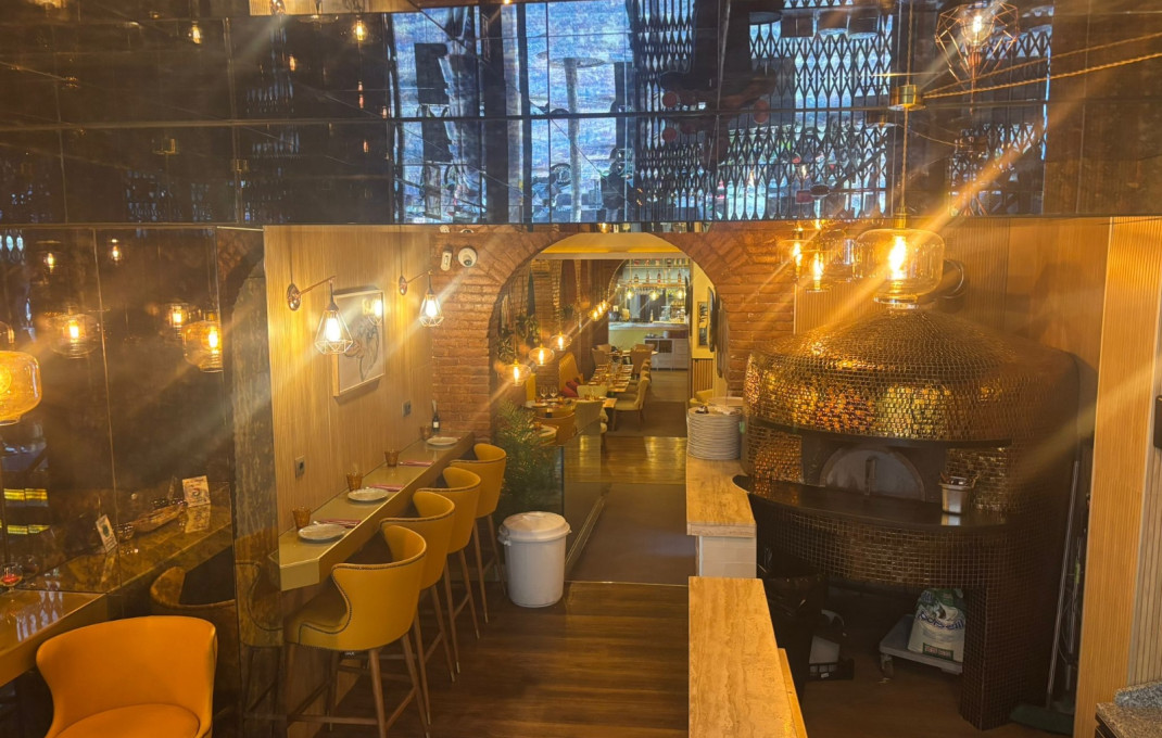 Traspaso - Bar Restaurante -
Barcelona - Eixample