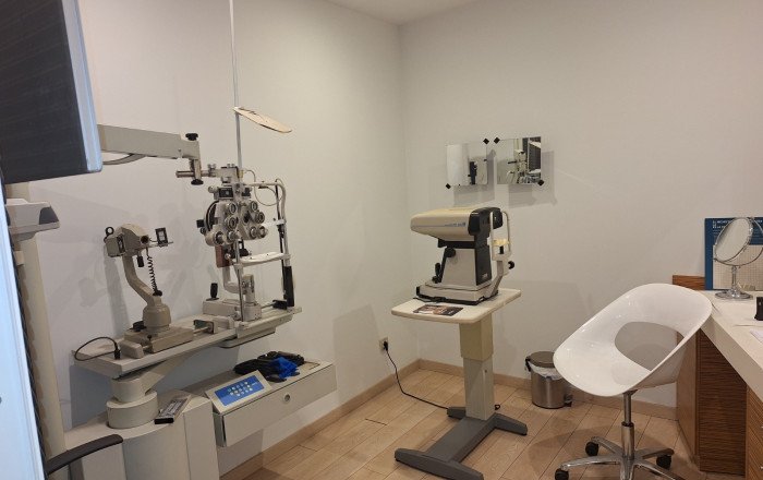 Venta - Local comercial -
Barcelona - Eixample Derecho