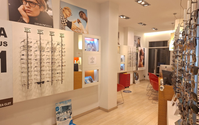 Venta - Local comercial -
Barcelona - Eixample Derecho