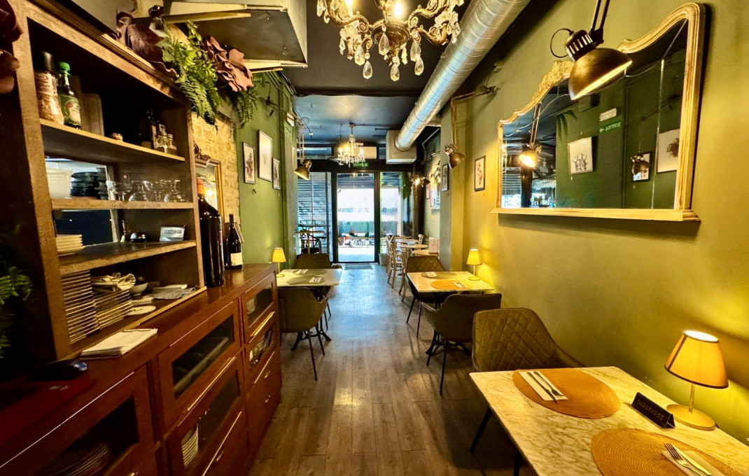 Traspaso - Bar Restaurante -
Barcelona - Sant Antoni
