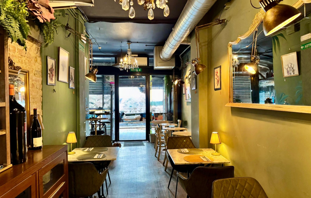 Traspaso - Bar Restaurante -
Barcelona - Sant Antoni