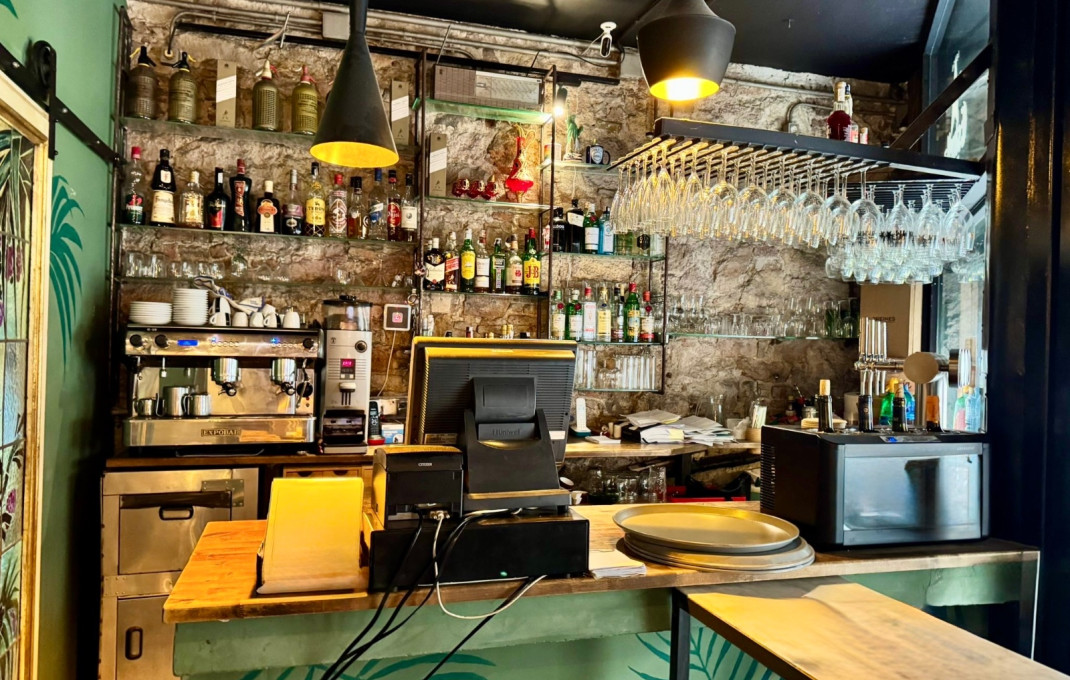 Traspaso - Bar Restaurante -
Barcelona - Sant Antoni