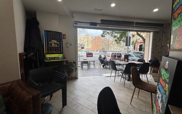 Traspaso - Licencia C2 -
Barcelona - Eixample Derecho