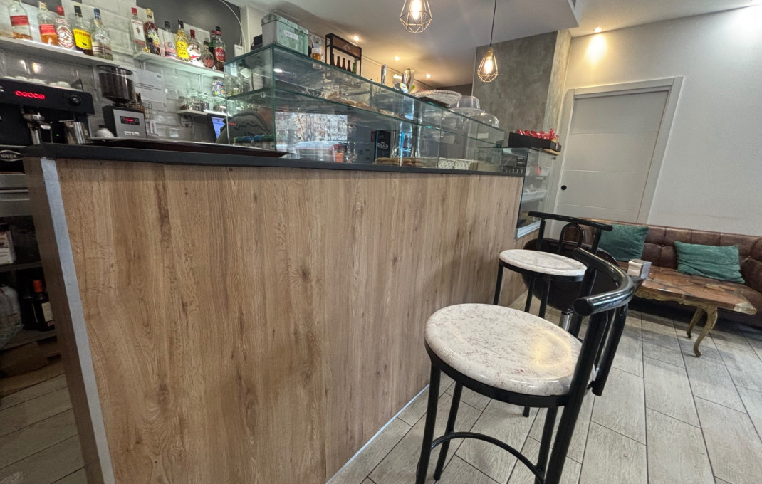 Traspaso - Licencia C2 -
Barcelona - Eixample Derecho