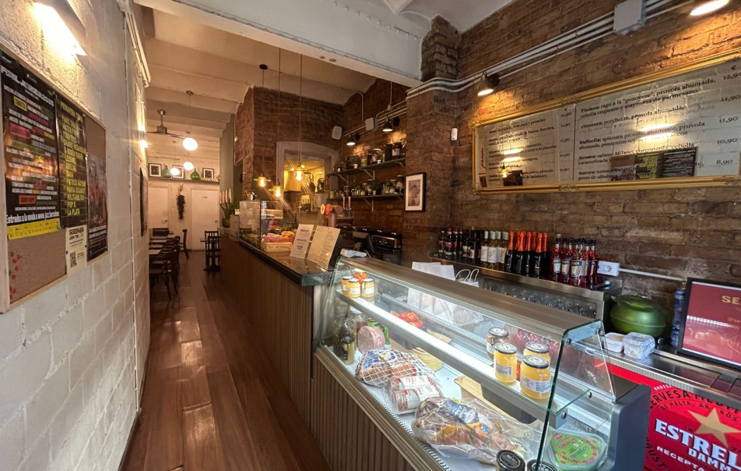 Traspaso - Bar Restaurante -
Barcelona - Eixample Izquierdo