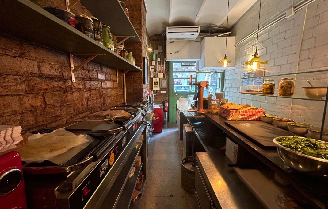 Traspaso - Bar Restaurante -
Barcelona - Eixample Izquierdo