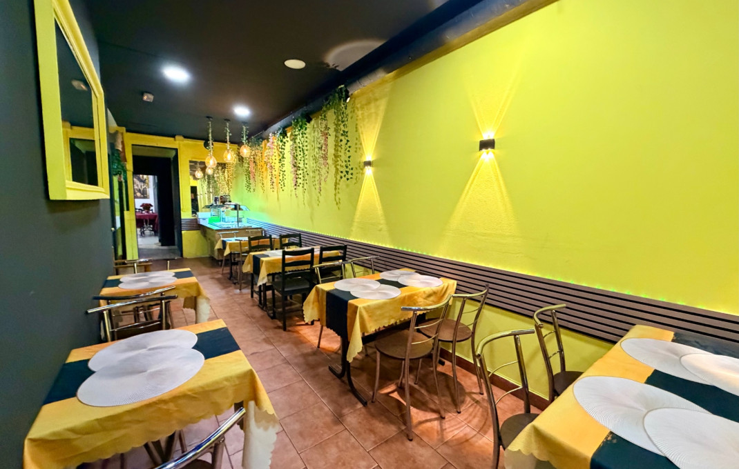 Traspaso - Bar Restaurante -
Barcelona - Sants