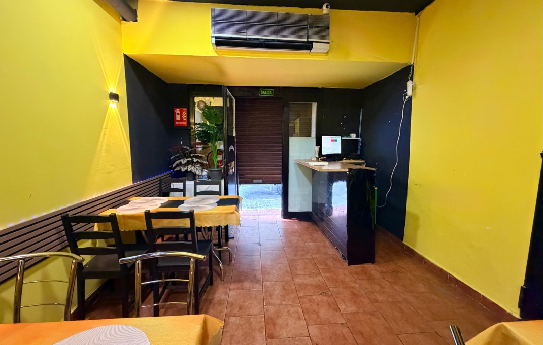 Traspaso - Bar Restaurante -
Barcelona - Sants