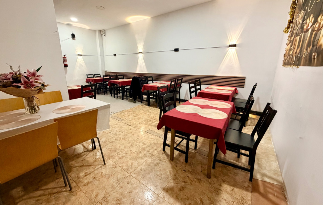 Traspaso - Bar Restaurante -
Barcelona - Sants