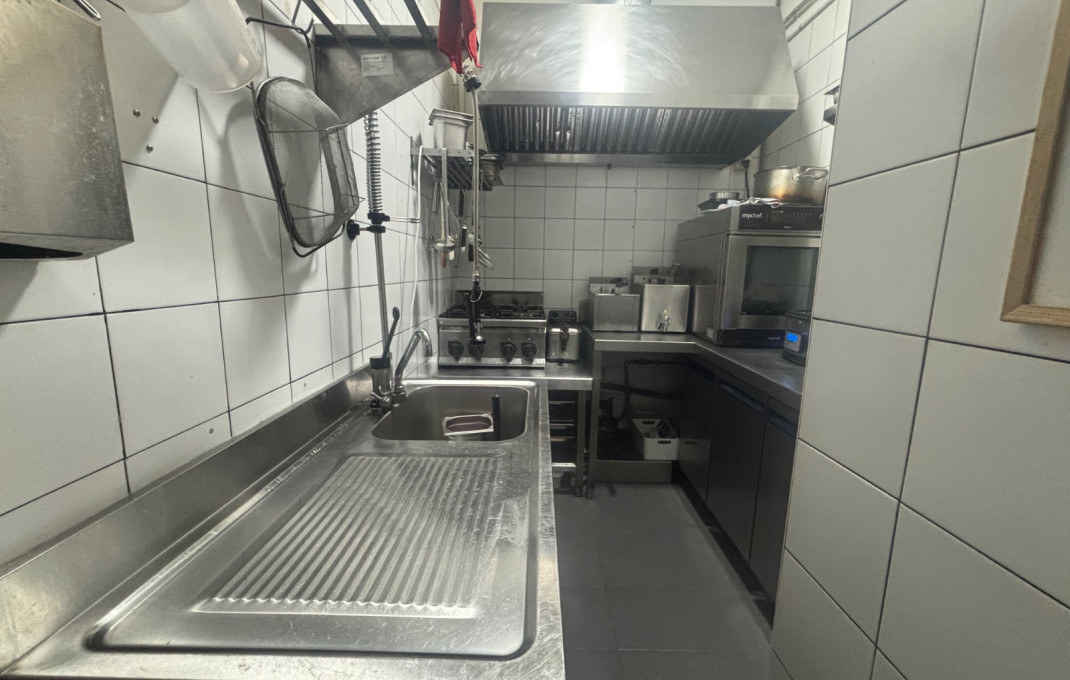 Traspaso - Bar Restaurante -
Barcelona - Eixample Izquierdo