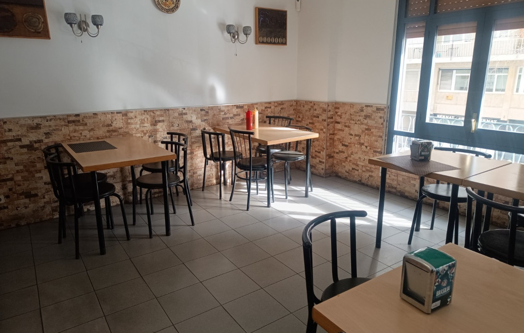 Traspaso - Bar Restaurante -
Barcelona - Eixample