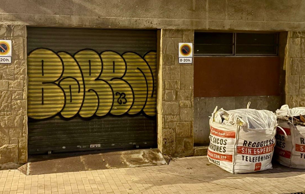 Alquiler - Local comercial -
Barcelona - Sant Martí