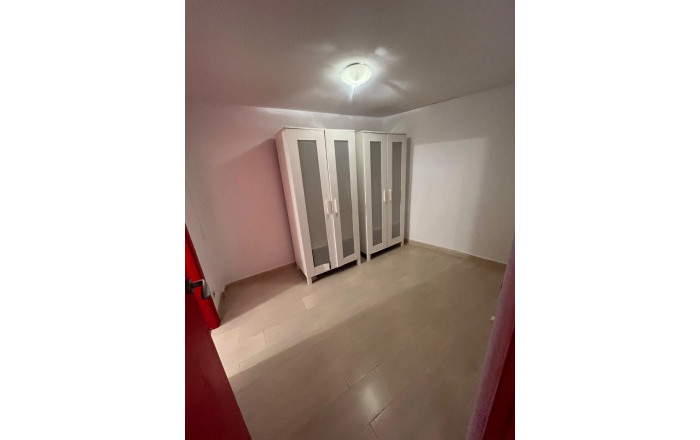 Venta - Piso -
Barcelona - Guinardo