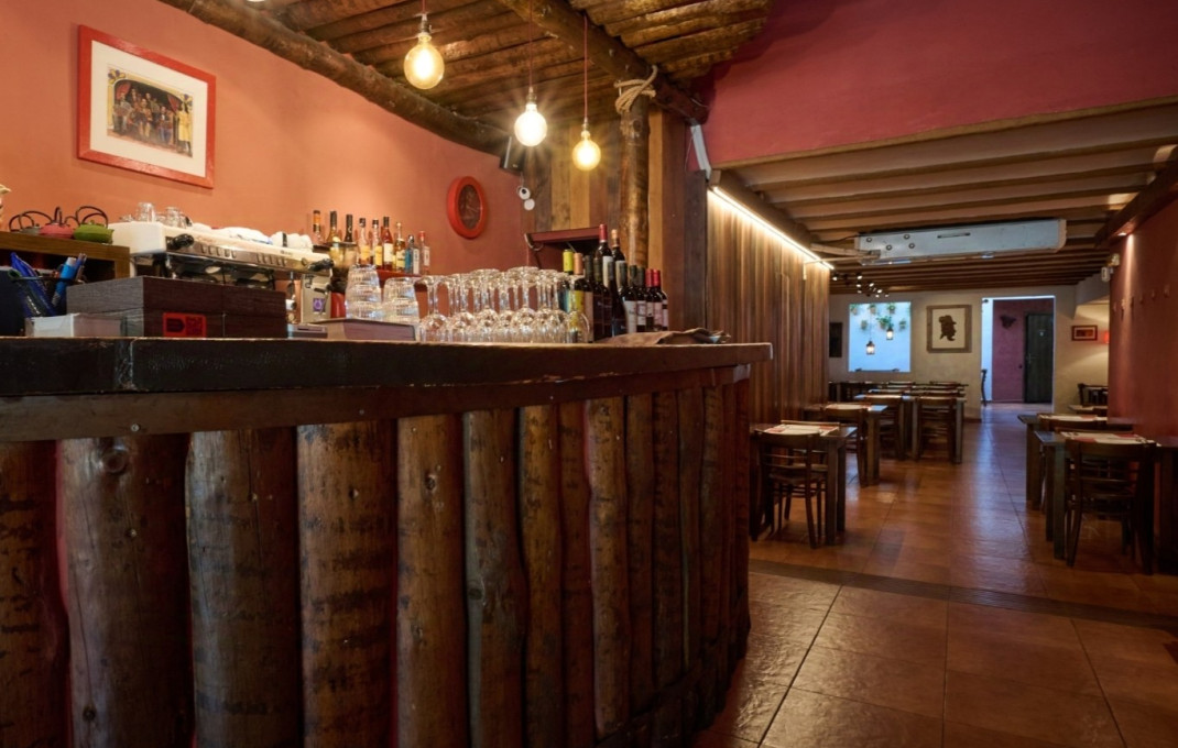 Traspaso - Bar Restaurante -
Barcelona - Eixample