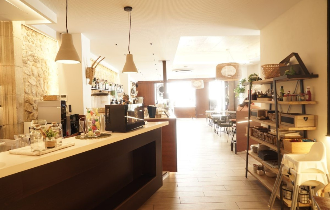 Alquiler - Bar Restaurante -
Tossa de Mar