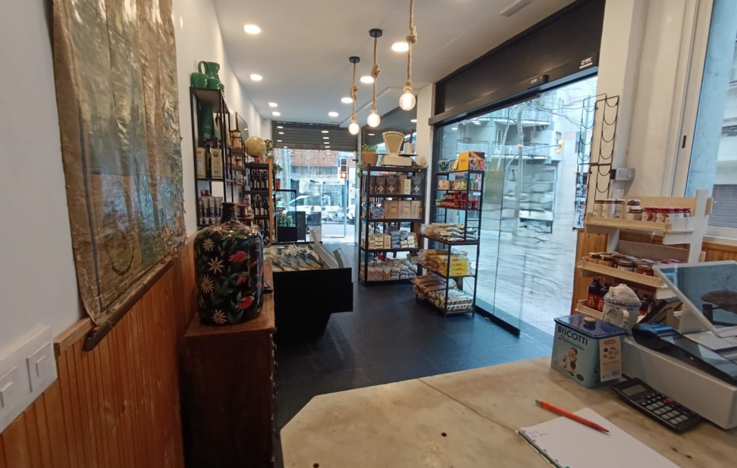 Traspaso - Take Away -
Barcelona - Sarria-Sant Gervasi