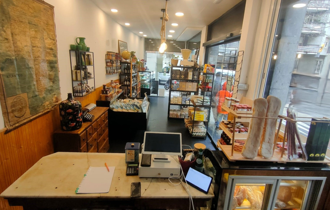 Traspaso - Take Away -
Barcelona - Sarria-Sant Gervasi