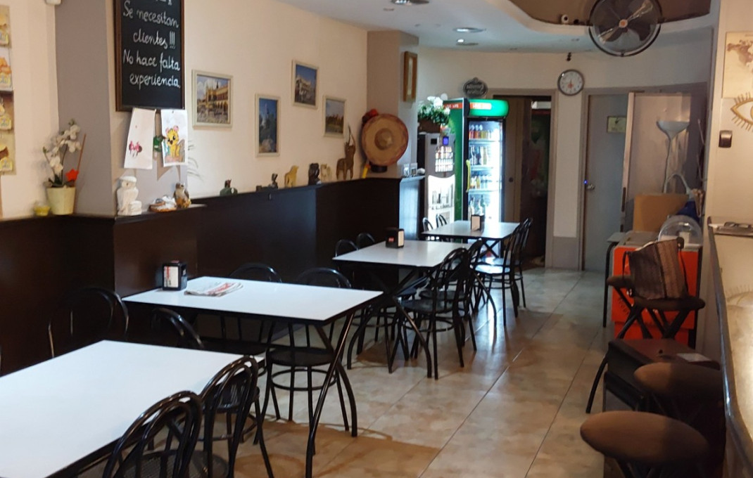 Transfert - Bar Restaurante -
Terrassa