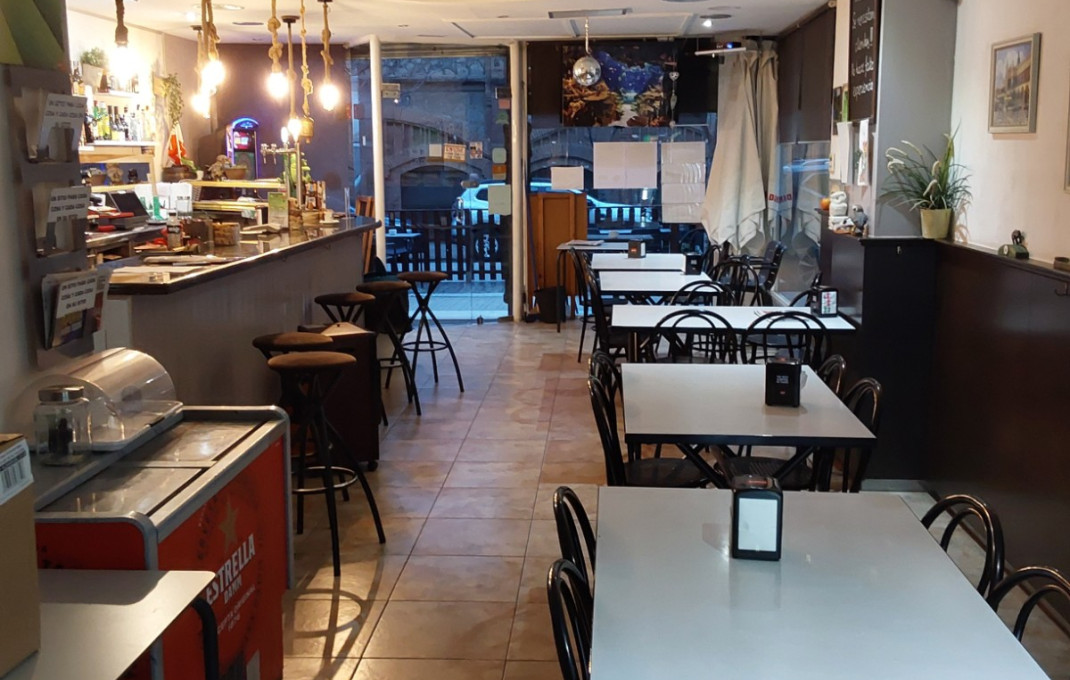 Transfert - Bar Restaurante -
Terrassa