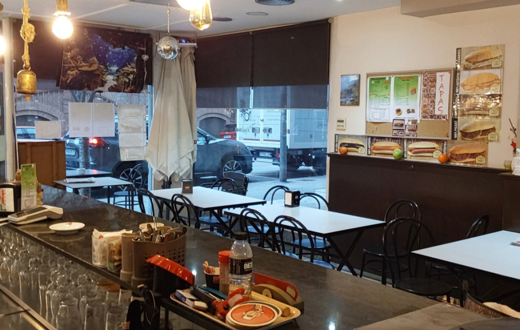 Transfert - Bar Restaurante -
Terrassa