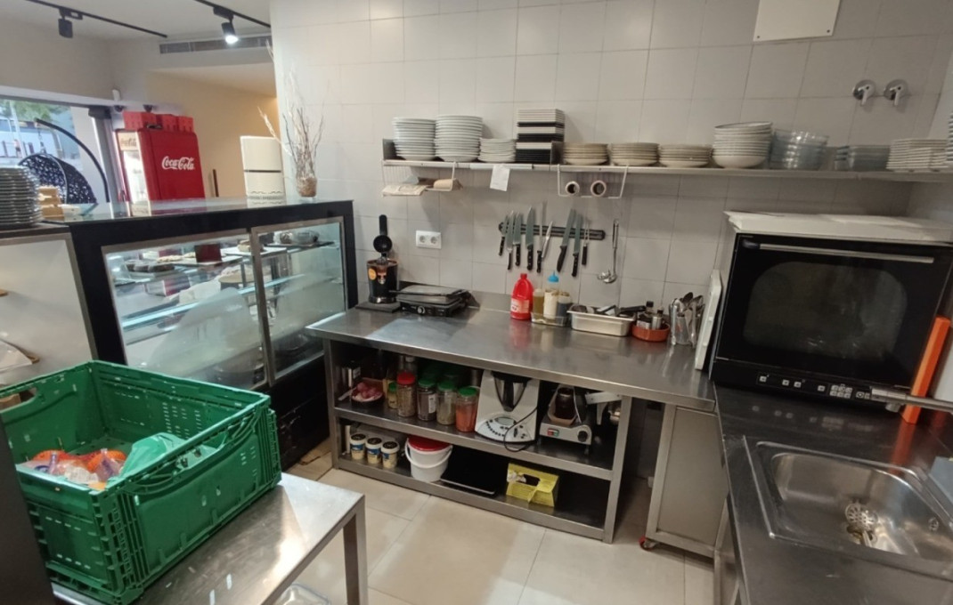 Sale - Licencia C2 -
Barcelona - Sant Martí